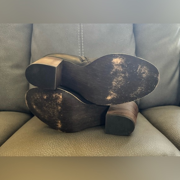 BP Black Leather Ankle Booties size 11 M - Picture 5 of 8